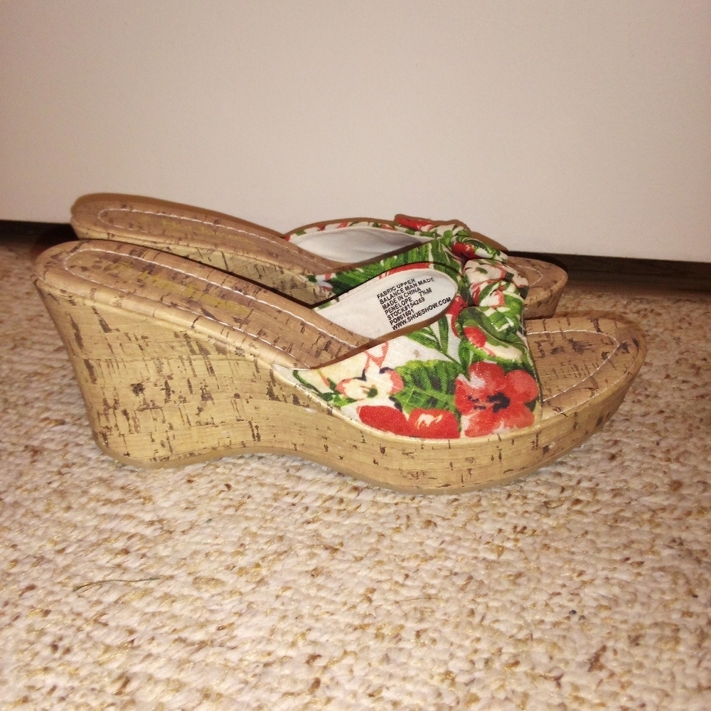 Hot tomato floral wedge sandals women's 7.5M - Picture 4 of 5